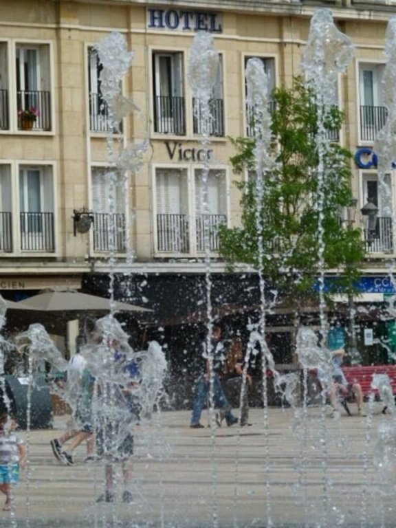 Фото отеля 2