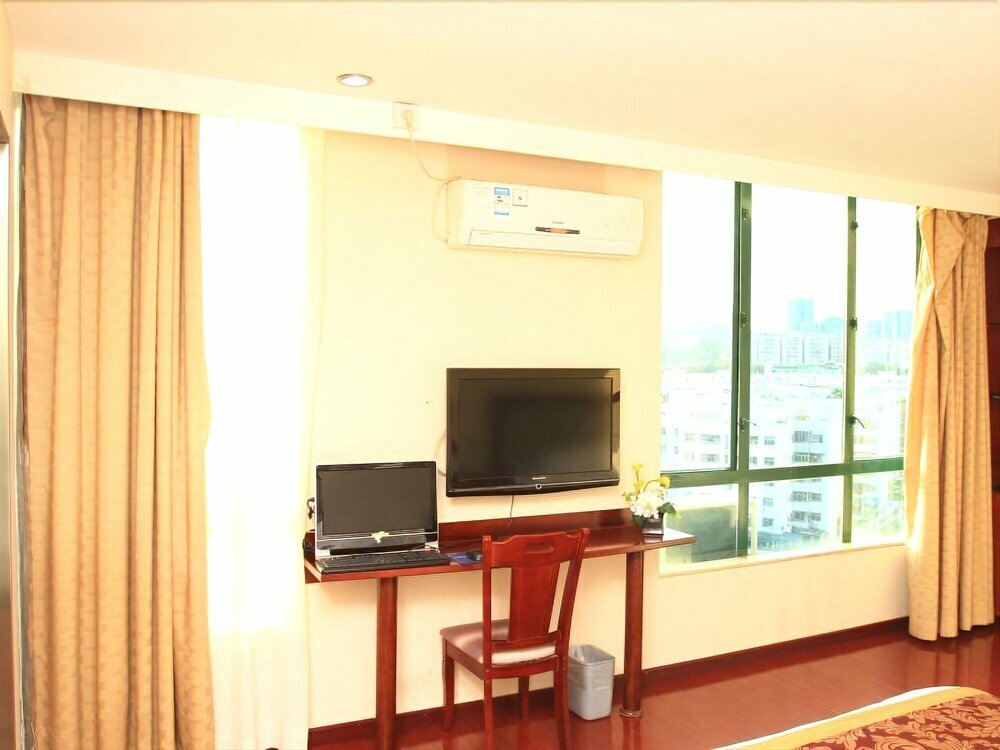 Hotel GreenTree Inn Shenzhen East Railway Station Changlong Subway Station, Shenzhen, photo