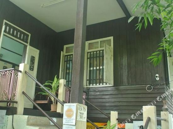 Фото Chok Dee Guesthouse