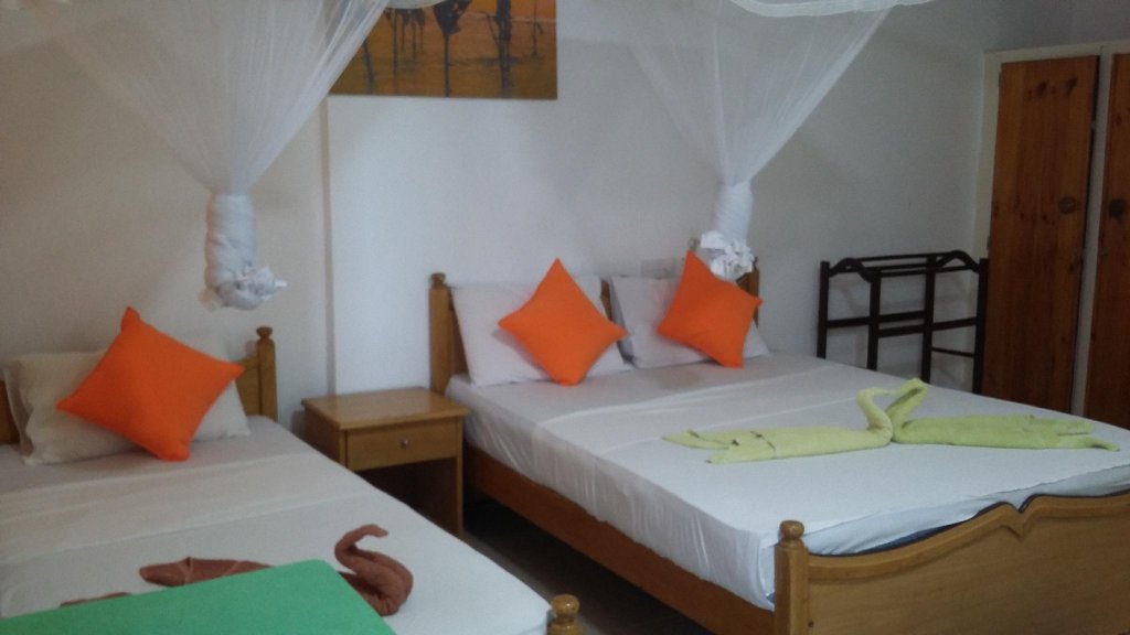 Фото Oasis Beach Resort