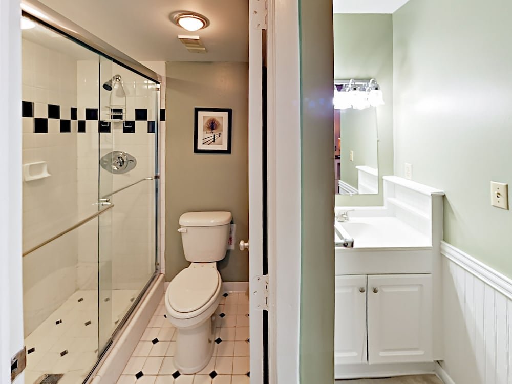 Фото 20th Avenue North № 1004 - 2 Br Condo