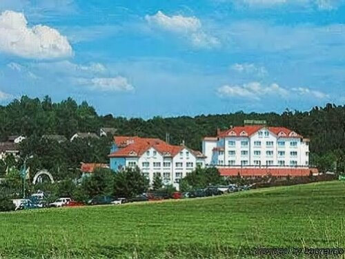 Внешний вид отеля Bäder Park Hotel в Кюнцелле, фото 2