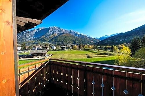 Внешний вид отеля Vallecetta в Бормио, фото 4