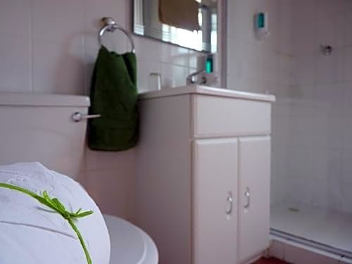 Фото Elements Lodge