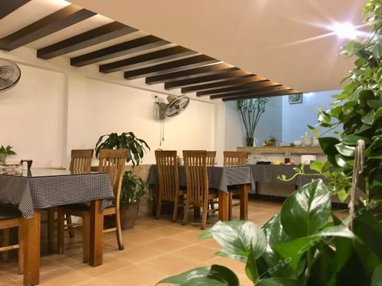 Фото Lucky Hotel - 69 Tran Duy Hung