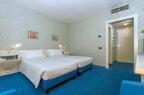 Фото Viest Hotel