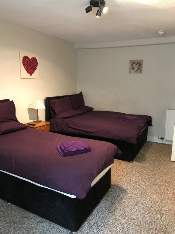 Фото The Station Guest House