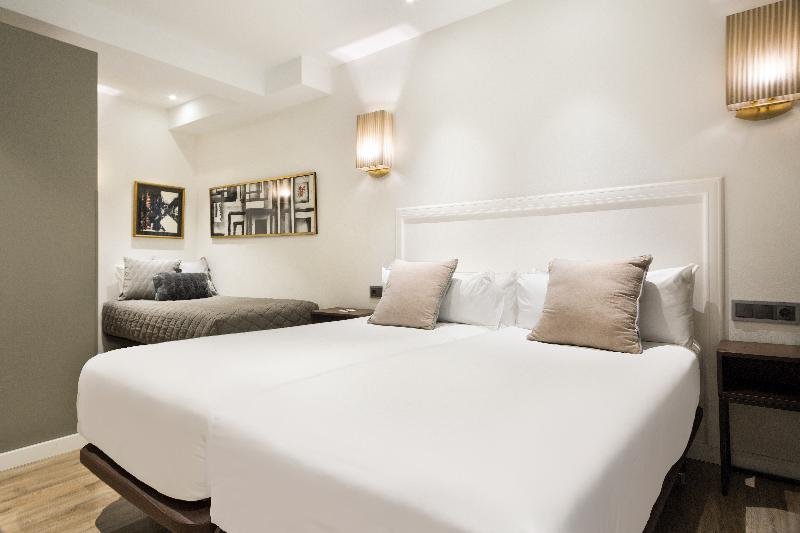 Фото Acta Splendid