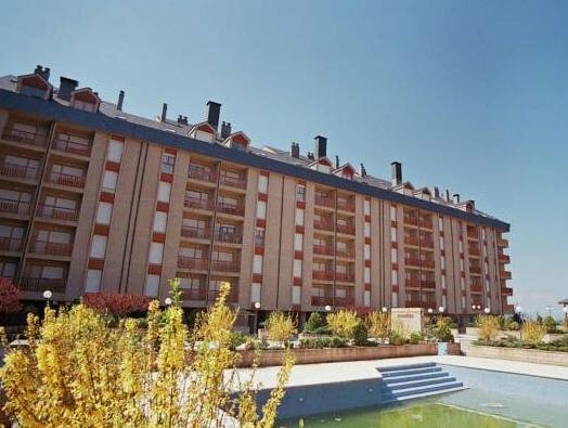 Гостиница Altur 5 Jaca