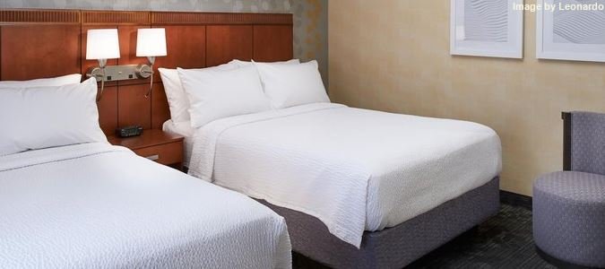 Фото Courtyard by Marriott Detroit Dearborn