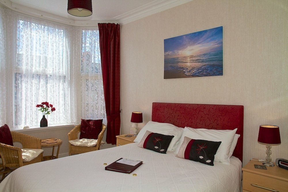 Hotel Palm Court, Weymouth, photo