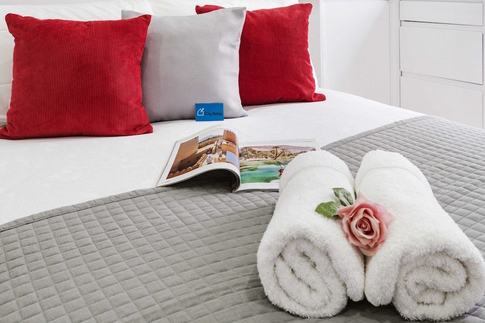 Фото Earl's Court Ongar Road Apartments by Flying Butler