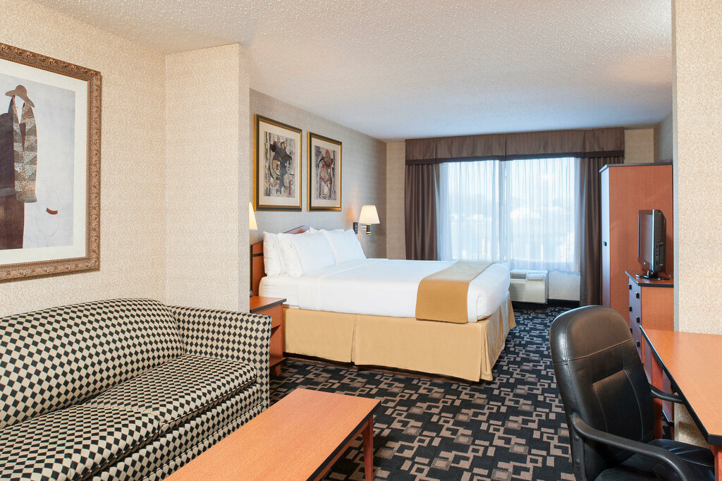Hotel Holiday Inn Express Hotel & Suites Greenwood, State of Indiana, photo