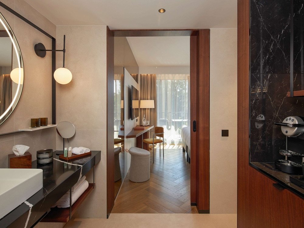 Фото Mercure Colmar Champ De Mars