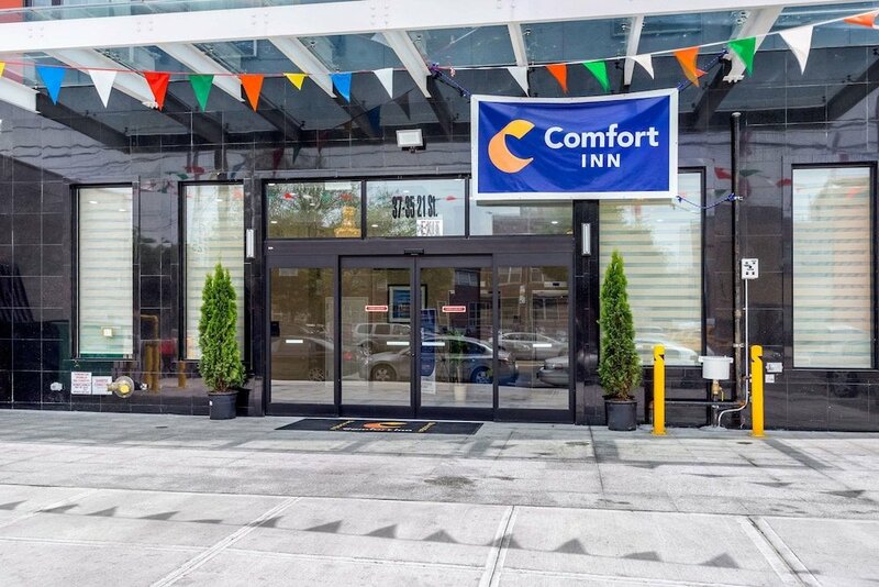 Гостиница Comfort Inn New York Long Island City в Нью-Йорке
