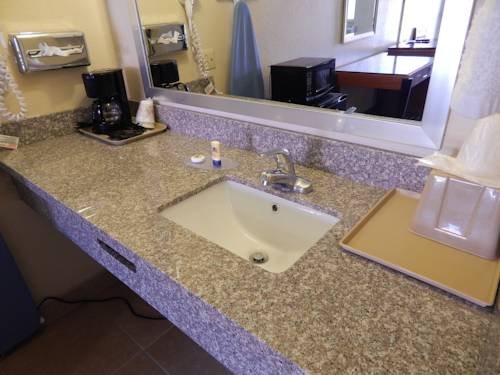 Фото Fort Davis Inn & R. V. Park