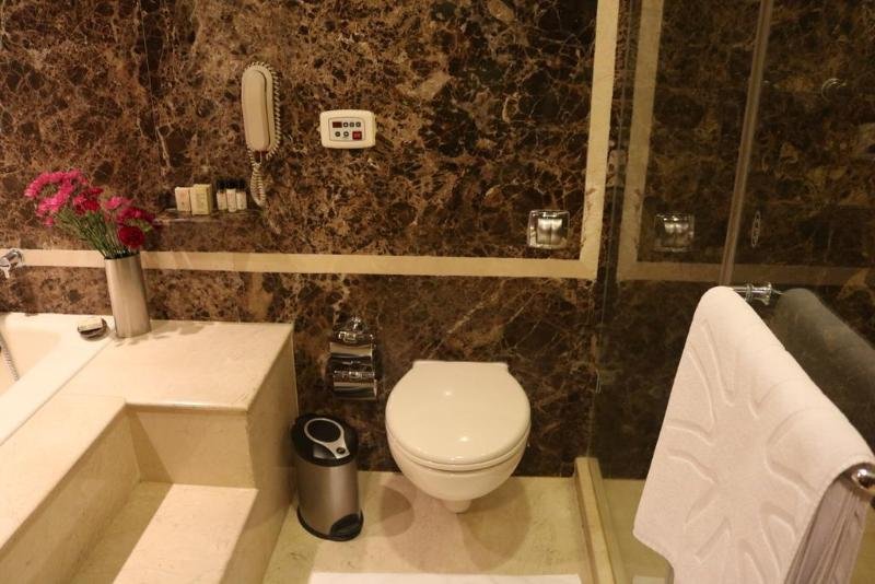 Фото Taj MG Road, Bengaluru