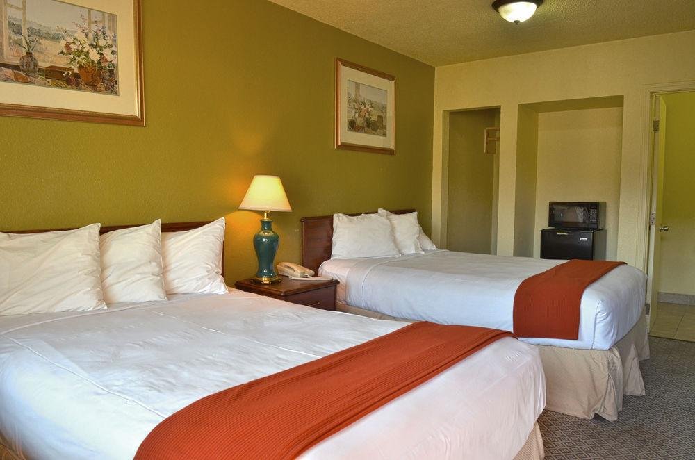 Фото Discovery Inn