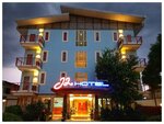 J2 Hotel