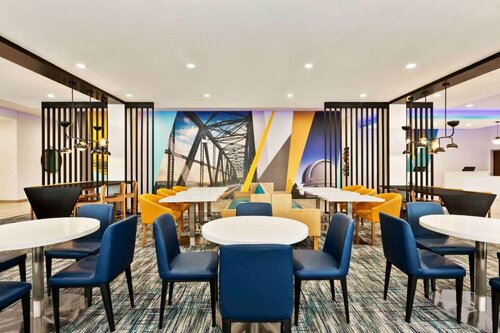 Гостиница La Quinta Inn & Suites by Wyndham Richmond-Sugarland