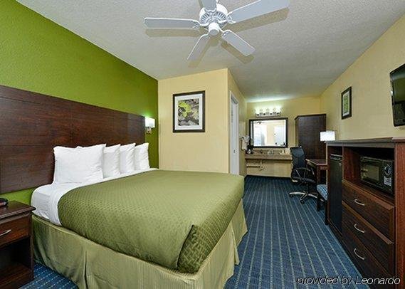 Фото Quality Inn Parker