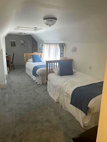 Фото The Pilgrims Hotel