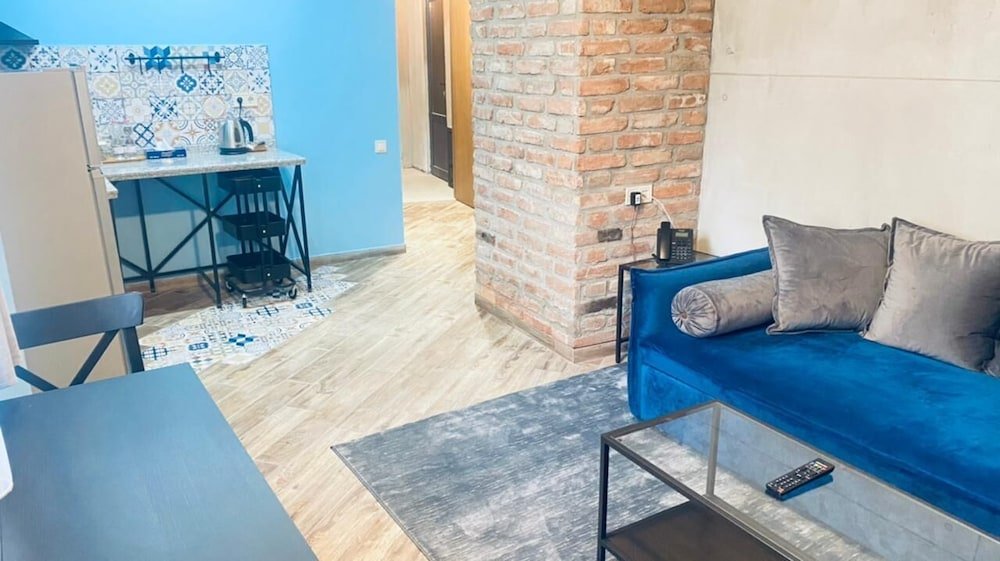 Фото Brooch Boutique Hotel