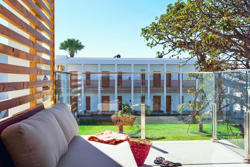 Фото Sunprime Tamala Beach Resort