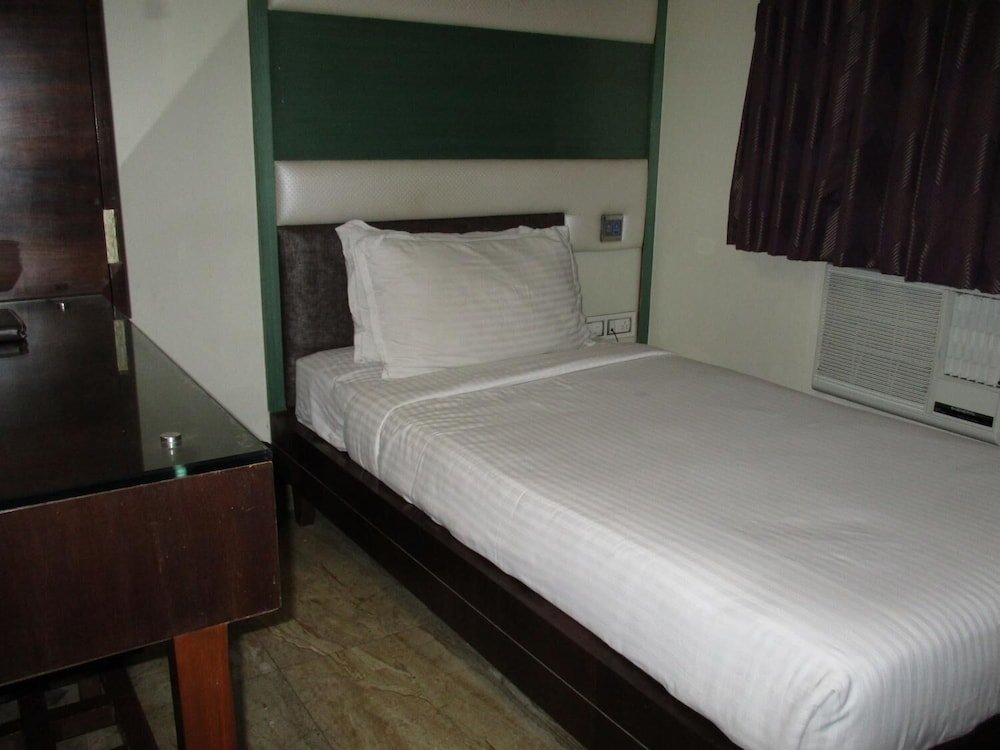 Фото Hotel Sapna