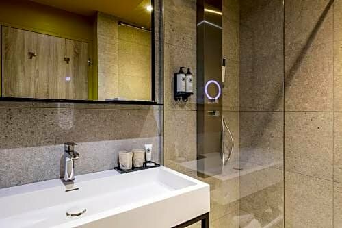 Гостиница Leprince Hotel SPA, Bw Premier Collection в Ле-Мане