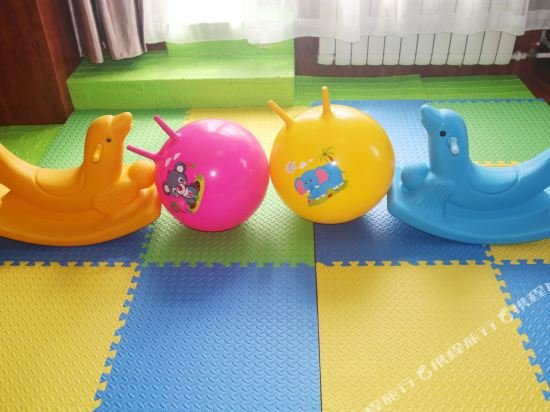 Фото China Electronics Huajing Business Hotel