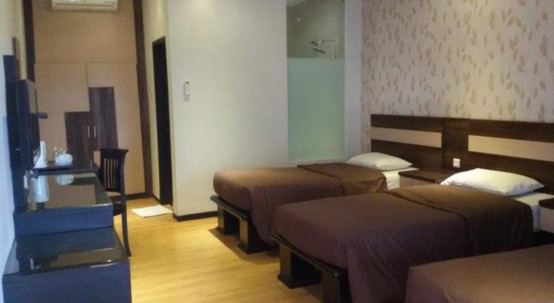 Фото Kusuma Agrowisata Resort & Convention Hotel