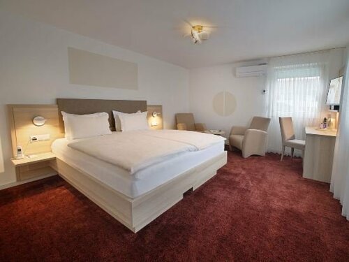 Внешний вид отеля Brenner в Кобленце, фото 2