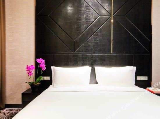 Фото Holiday Inn Shanghai Hongqiao West