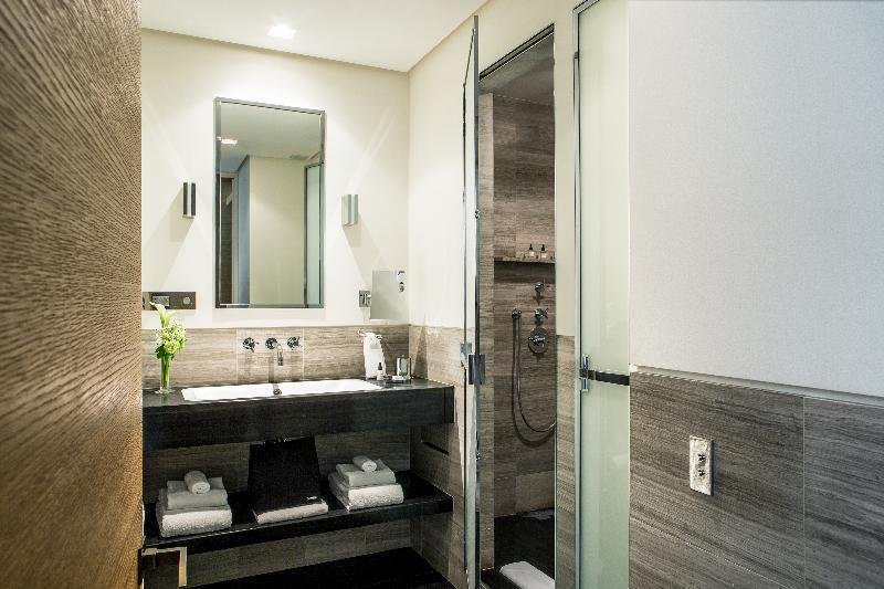 Фото Hôtel Marignan Champs Elysées