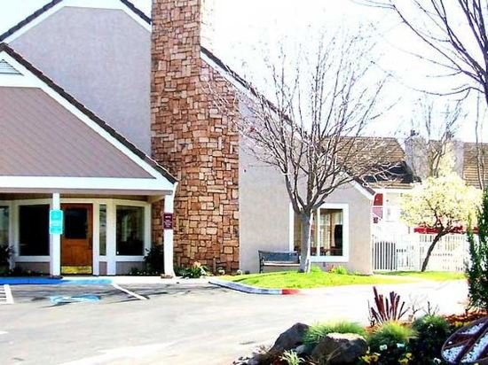 Фото Residence Inn by Marriott Fremont Silicon Valley