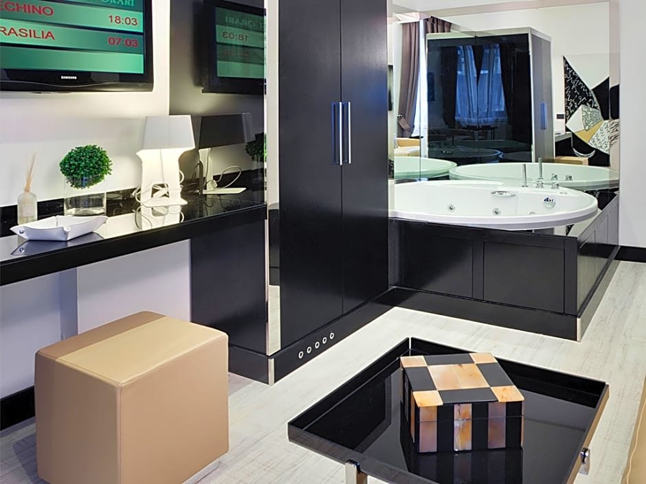 Фото Lhp Hotel Napoleon