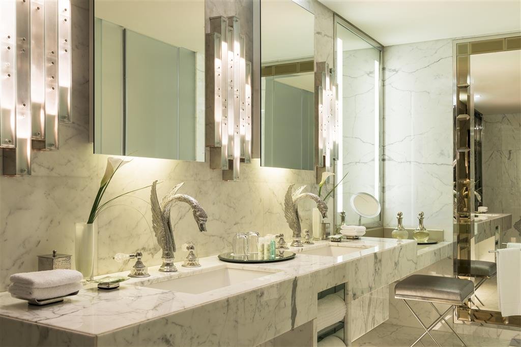 Фото The Westin City Centre Bahrain