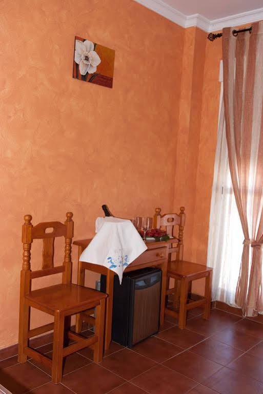 Фото Hostal Restaurante El Mero