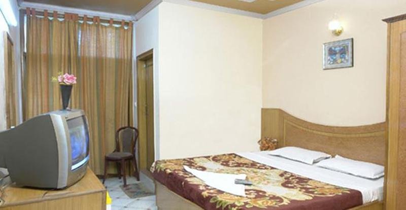 Фото Jyoti Mahal A Heritage Hotel