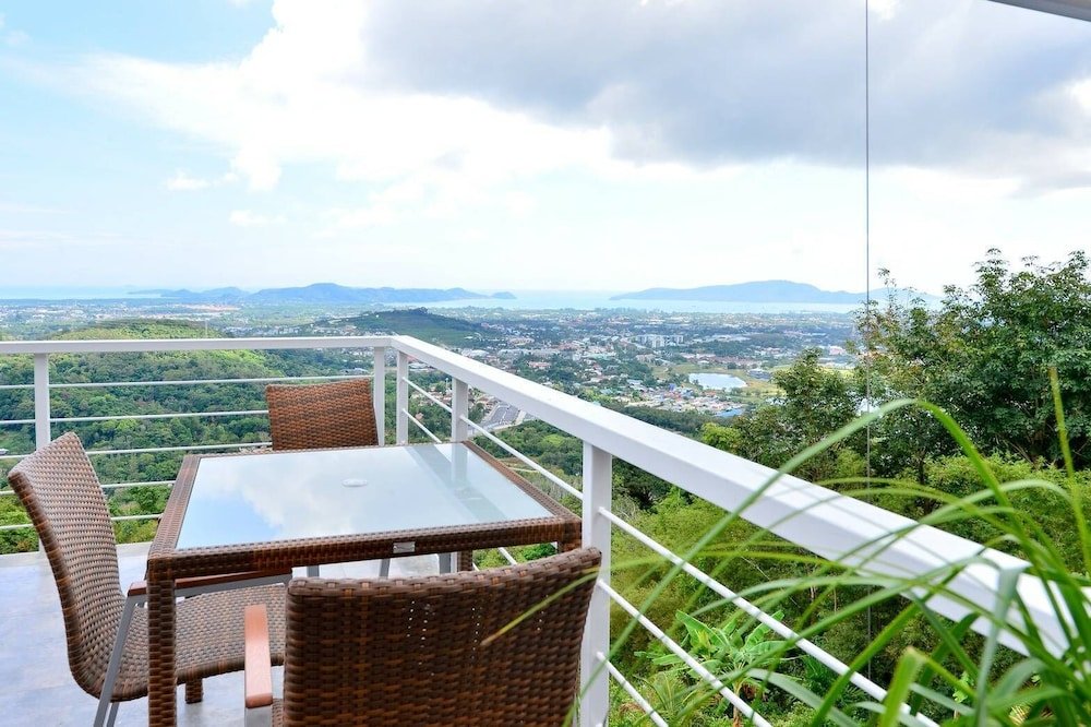 Фото Phuket View Coffee and Resort