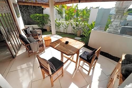 Фото The Apartments Canggu