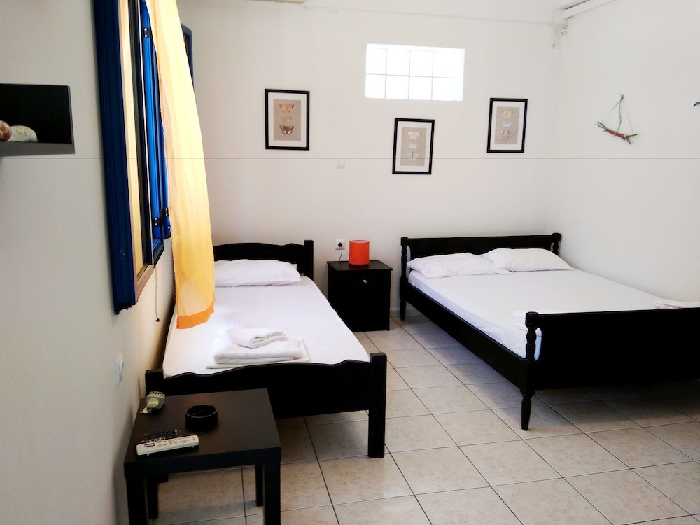 Фото Sarantakis Apartments