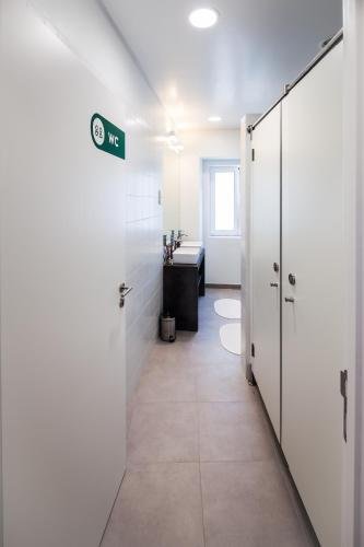 Фото Moon Hill Hostel