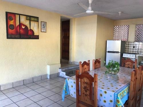 Фото Hotel Bungalows Puerto Angel