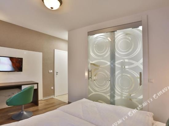 Фото VIP Apartments