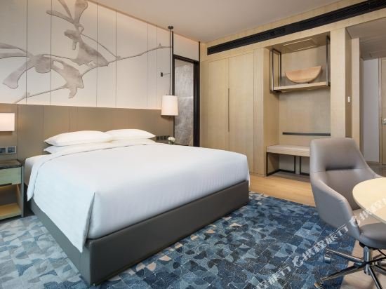 Фото Courtyard by Marriott Shanghai Hongqiao