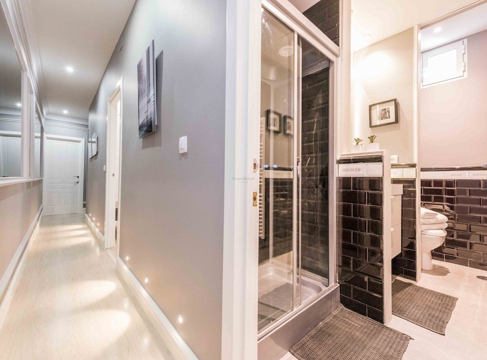 Фото L&H La Latina Selection