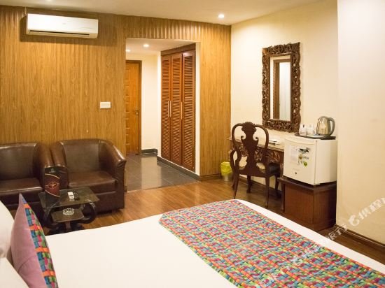 Фото Grand Millennium Hotel