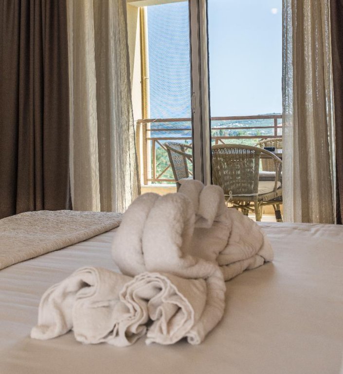 Фото Colonides Beach Hotel